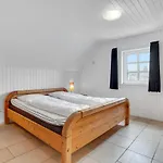Stunning In With Kitchen