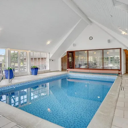 Vakantiehuis Amazing In With Sauna *