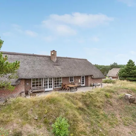 Stunning In Romo With Kitchen * Romo