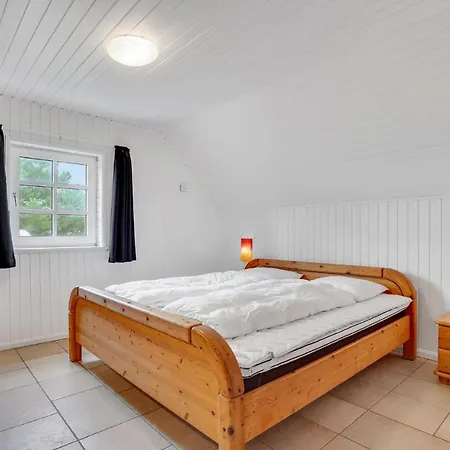 Vakantiehuis Amazing In With Sauna Romo