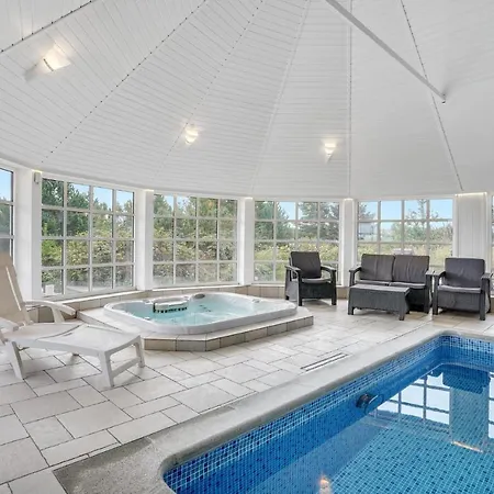 Stunning In Romo With Kitchen Holiday home Romo