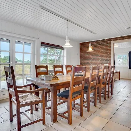 Stunning In Romo With Kitchen * Rømø Kirkeby